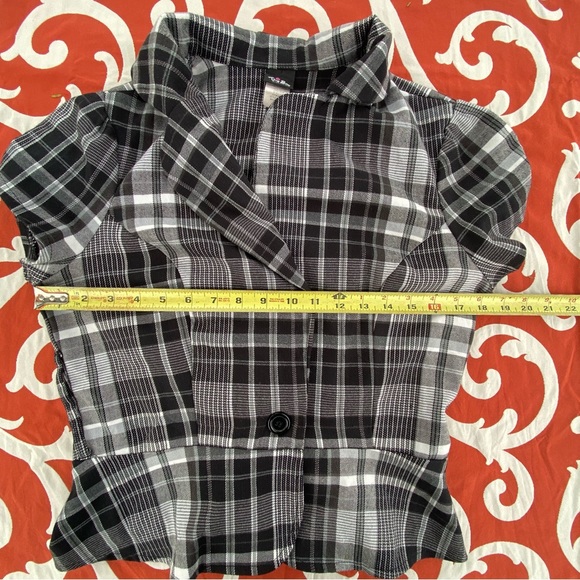 Toybox Plaid Short Sleeve shirt made in USA size large - Picture 5 of 9